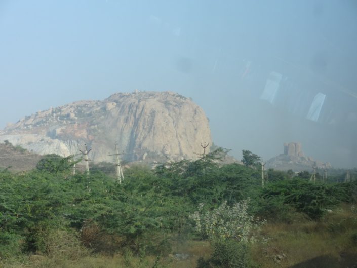 Formes étrange taillées dans la roche